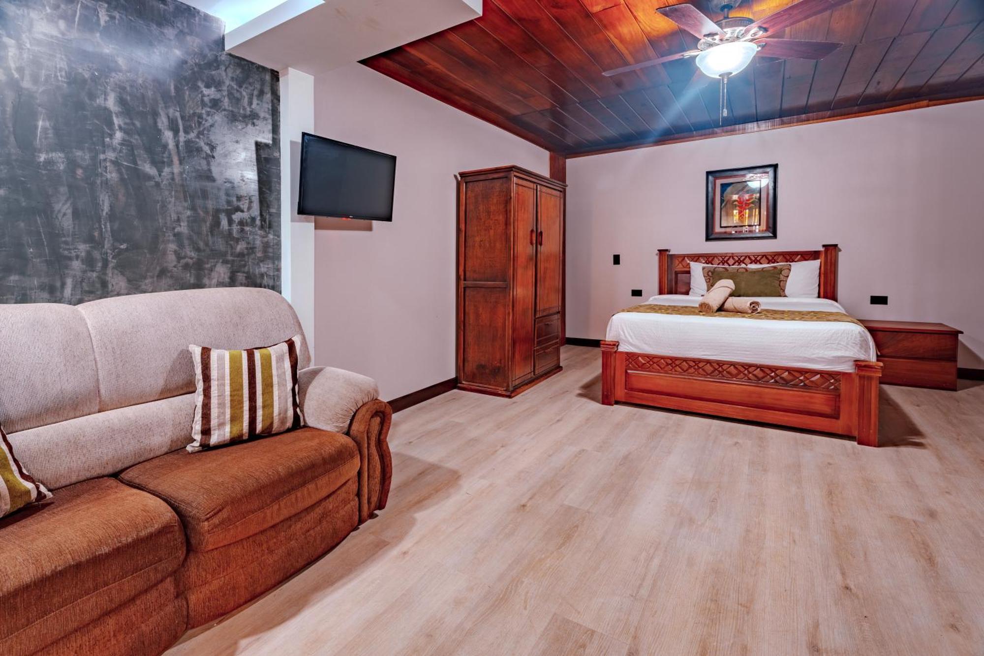 Hotel Villa Florencia Turrialba Quarto foto