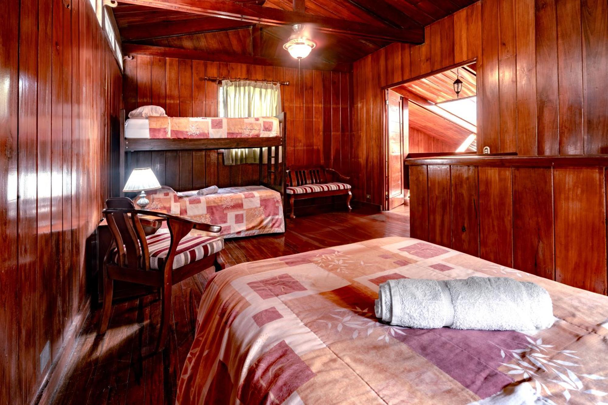 Hotel Villa Florencia Turrialba Quarto foto