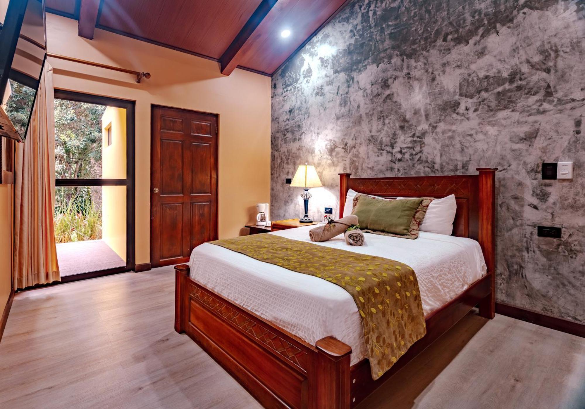 Hotel Villa Florencia Turrialba Quarto foto